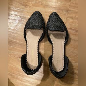 Restricted flats size 8.5